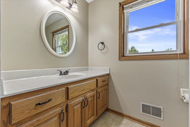 7115 Joy Marie LANE, Waterford, WI 53185