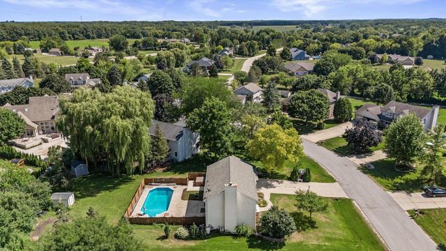 7115 Joy Marie LANE, Waterford, WI 53185