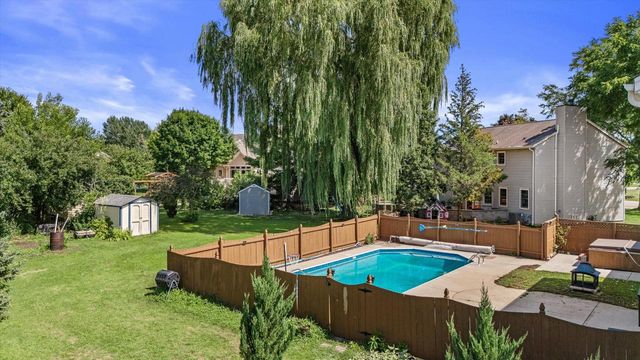 7115 Joy Marie LANE, Waterford, WI 53185