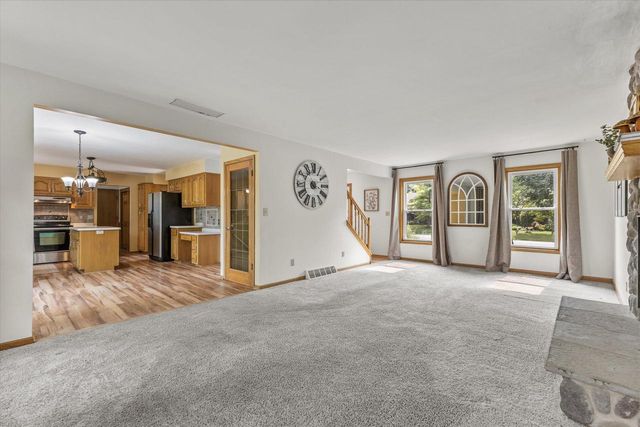 7115 Joy Marie LANE, Waterford, WI 53185