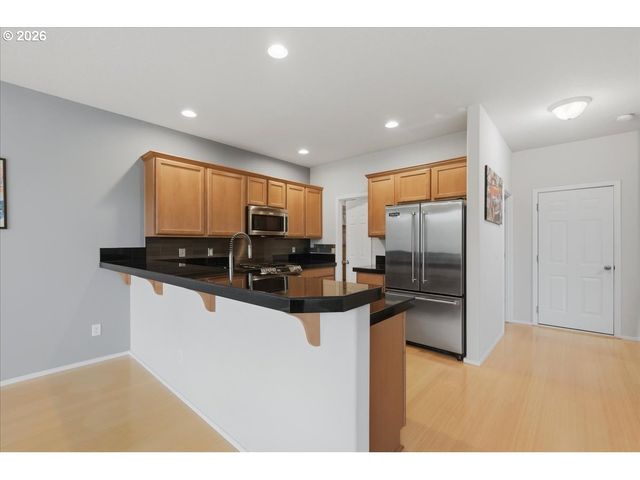 3910 Nw OAKRIDGE Ln, Camas, WA 98607