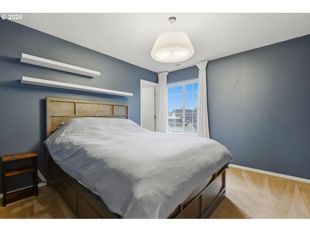 3910 Nw OAKRIDGE Ln, Camas, WA 98607