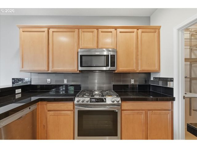 3910 Nw OAKRIDGE Ln, Camas, WA 98607