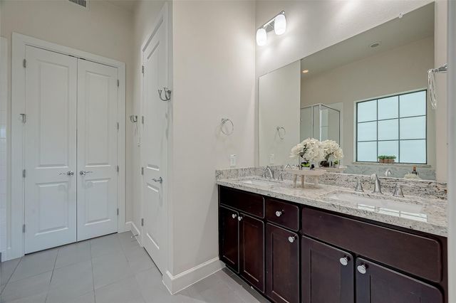 5305 Weslayan Street, Houston, TX 77005