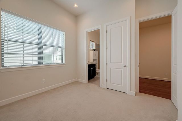 5305 Weslayan Street, Houston, TX 77005