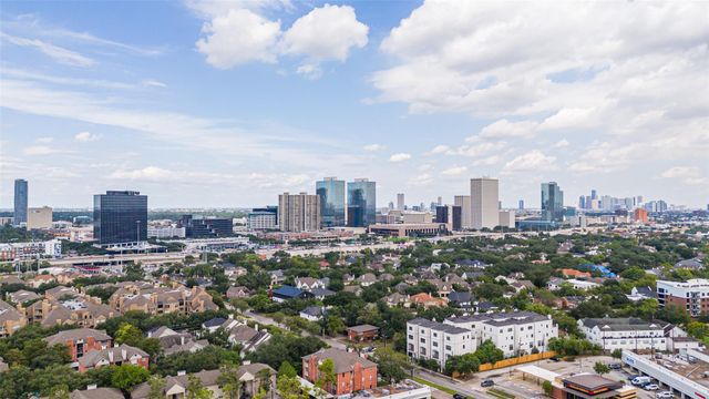 5305 Weslayan Street, Houston, TX 77005