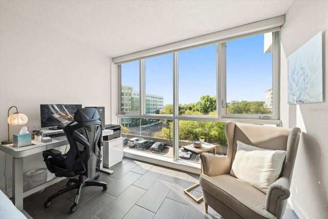 470 3RD STREET S 403, St Petersburg, FL 33701