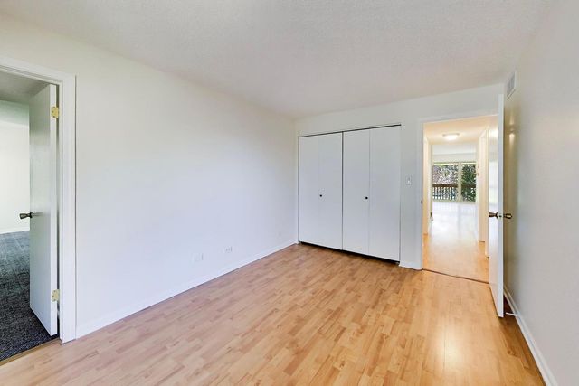 15801 Orlan Brook Drive 53, Orland Park, IL 60462