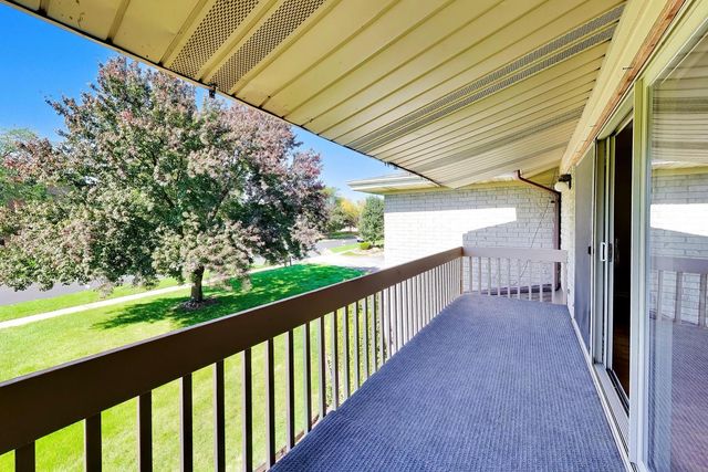 15801 Orlan Brook Drive 53, Orland Park, IL 60462