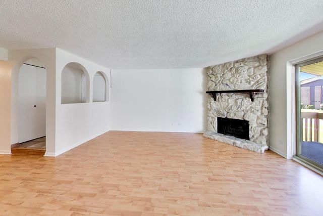 15801 Orlan Brook Drive 53, Orland Park, IL 60462