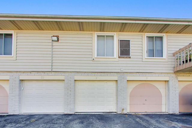 15801 Orlan Brook Drive 53, Orland Park, IL 60462