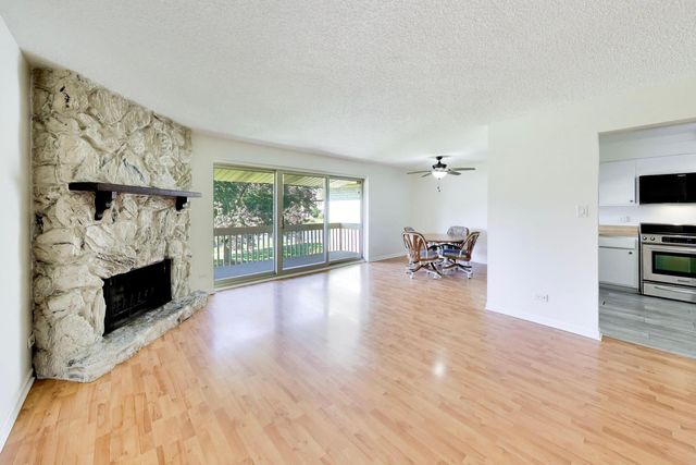 15801 Orlan Brook Drive 53, Orland Park, IL 60462