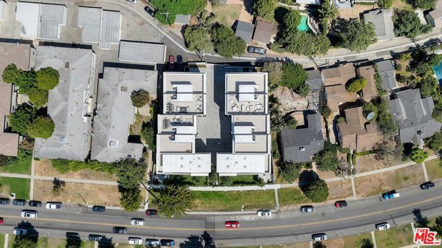 3222 S Barrington Avenue, Los Angeles, CA 90066