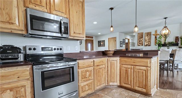 12373 Georgia Hills Drive, Gravette, AR 72736