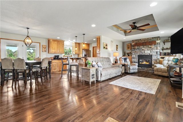 12373 Georgia Hills Drive, Gravette, AR 72736