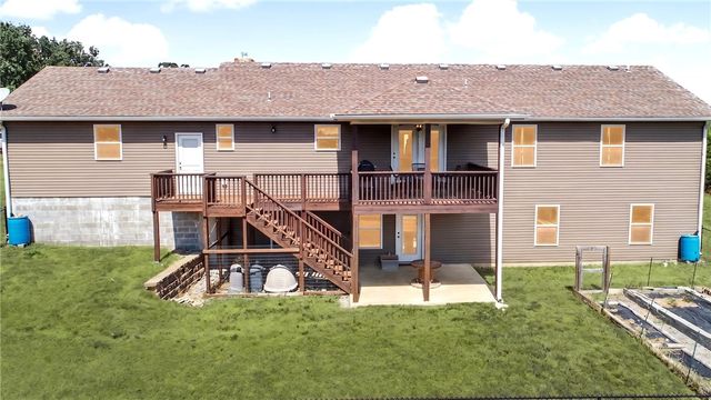 12373 Georgia Hills Drive, Gravette, AR 72736