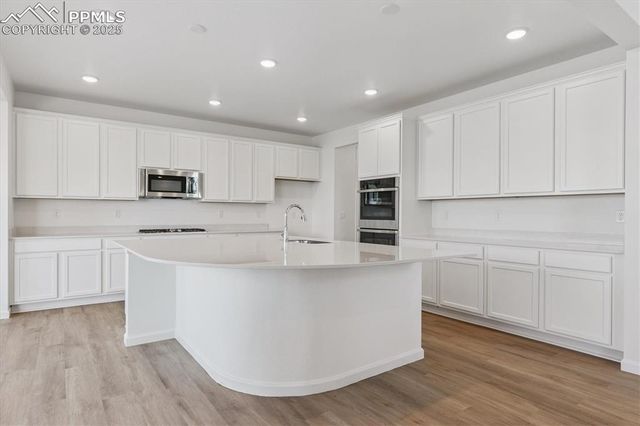 3301 Bella Notte Drive, Pueblo, CO 81001