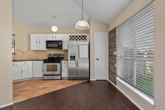 6022 Sean Court, Humble, TX 77346