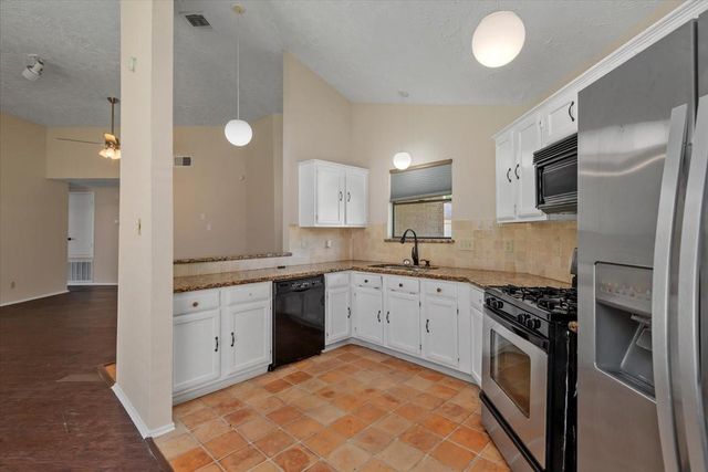 6022 Sean Court, Humble, TX 77346