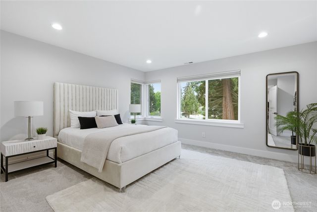 719 Edmonds Way, Edmonds, WA 98020