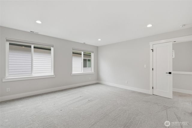 719 Edmonds Way, Edmonds, WA 98020