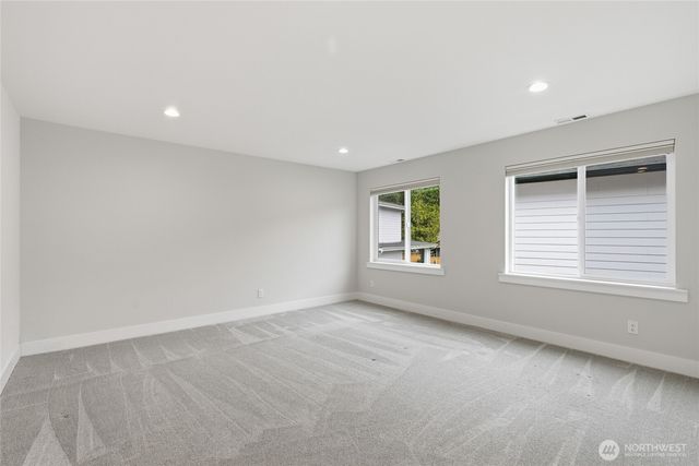 719 Edmonds Way, Edmonds, WA 98020