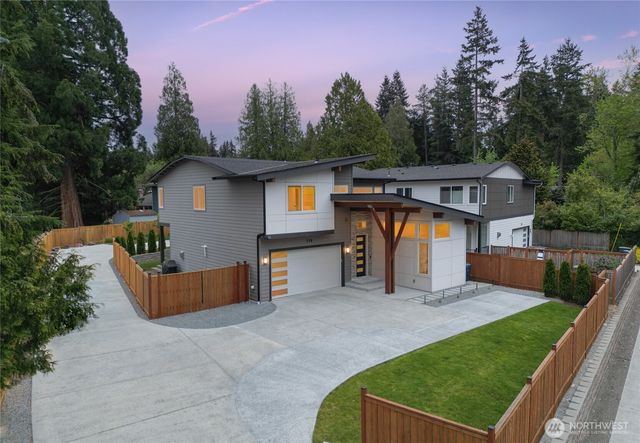 719 Edmonds Way, Edmonds, WA 98020