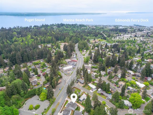 719 Edmonds Way, Edmonds, WA 98020