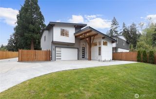 719 Edmonds Way, Edmonds, WA 98020