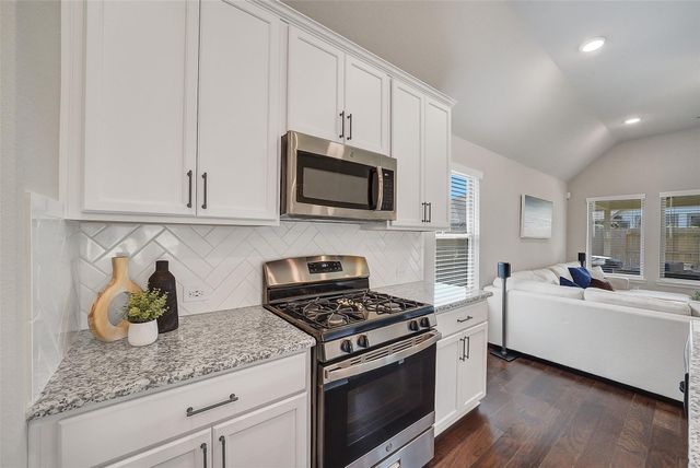 32086 Quail Terrace Lane, Conroe, TX 77385