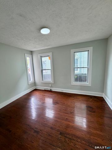 139 Poplar Street, New Haven, CT 06513