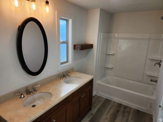 1031 W FOXGLOVE DR, Taylorsville, UT 84123