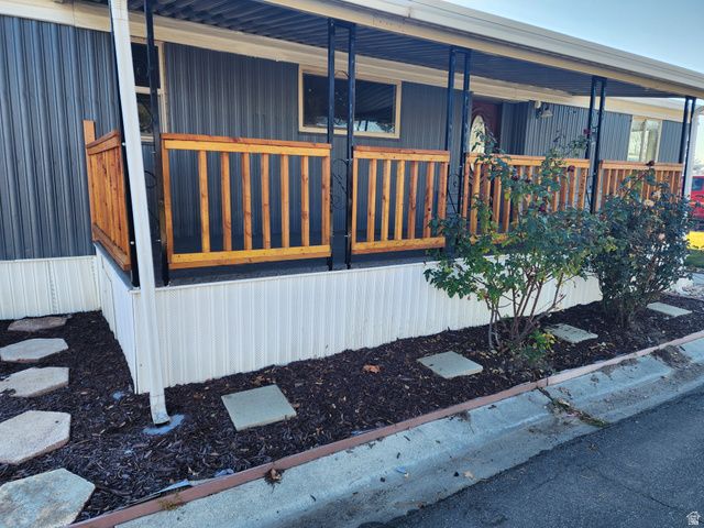 1031 W FOXGLOVE DR, Taylorsville, UT 84123