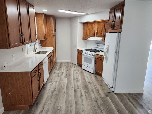 1031 W FOXGLOVE DR, Taylorsville, UT 84123