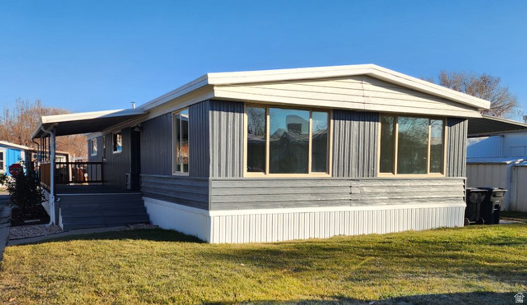 1031 W FOXGLOVE DR, Taylorsville, UT 84123