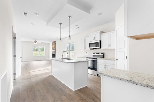 354 Galway Dr, Clarksville, TN 37042