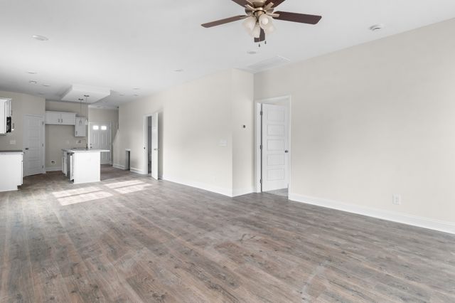 354 Galway Dr, Clarksville, TN 37042