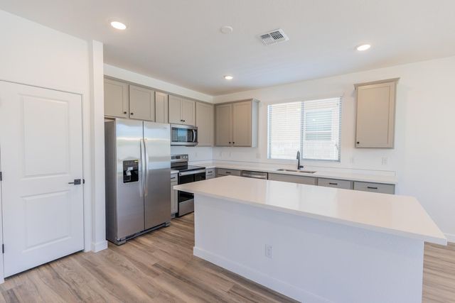 16976 W Diana Avenue, Waddell, AZ 85355