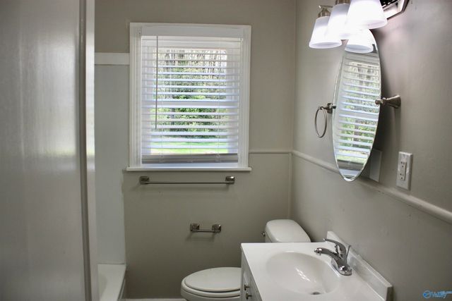 1017 Crestline Road NW, Huntsville, AL 35816