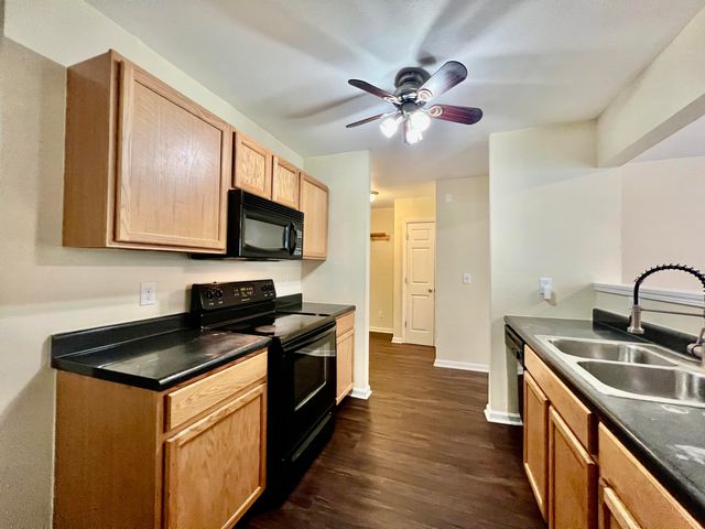 1102 Margle Way, North Charleston, SC 29420