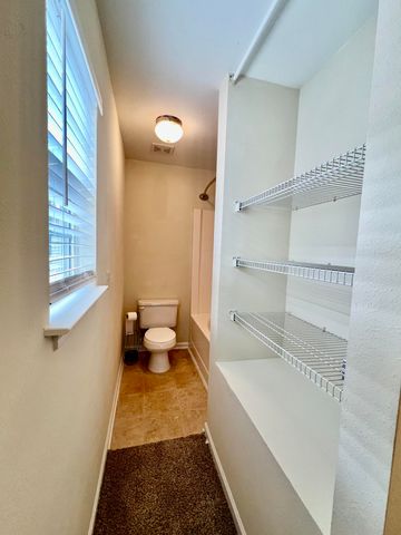 1102 Margle Way, North Charleston, SC 29420