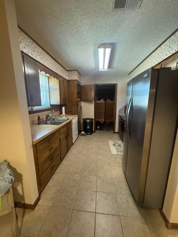 7 Neal Street, Bryant, AR 72022