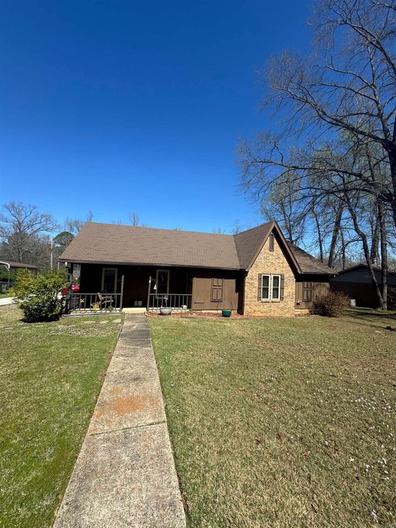 7 Neal Street, Bryant, AR 72022