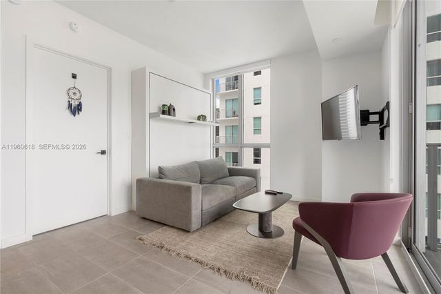 227 NE 2nd St 2602, Miami, FL 33132