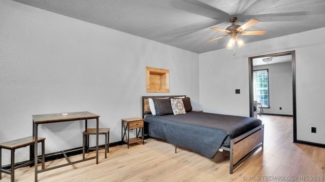 19 2nd Avenue NE, Ardmore, OK 73401