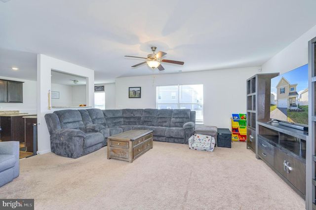 43 SARGENT LN, Martinsburg, WV 25401