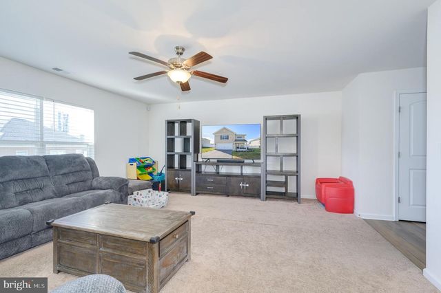 43 SARGENT LN, Martinsburg, WV 25401