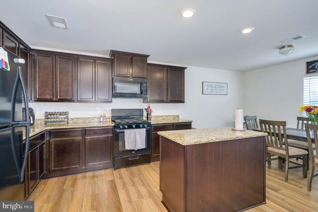 43 SARGENT LN, Martinsburg, WV 25401