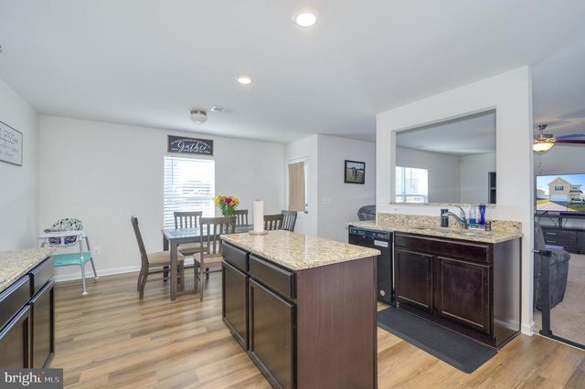 43 SARGENT LN, Martinsburg, WV 25401