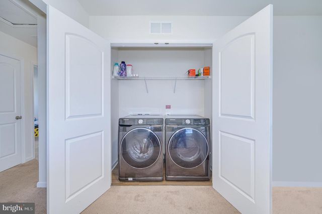 43 SARGENT LN, Martinsburg, WV 25401